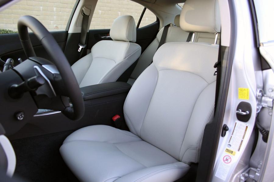  Lexus IS250 AWD 2011 года  (фото 26 из 43)